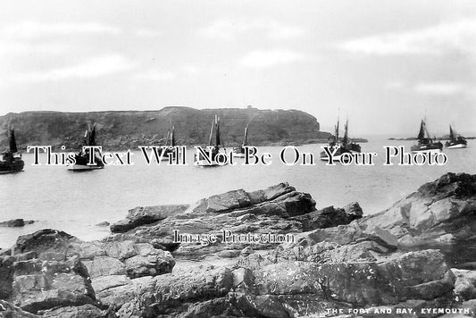 SC 4110 - The Fort & Bay, Eyemouth, Scotland