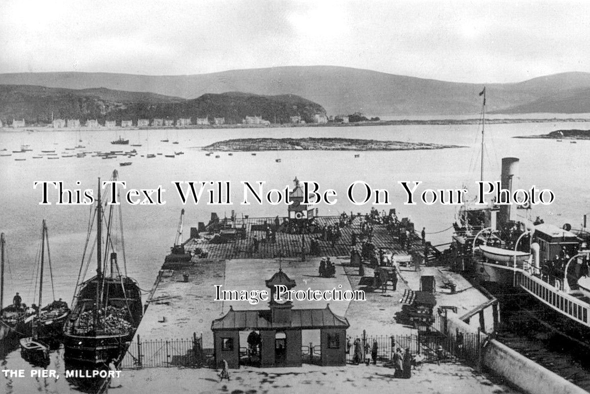 SC 4152 - The Pier, Millport, Scotland