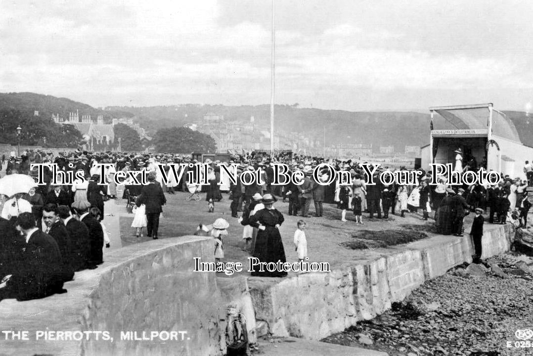 SC 4172 - The Pierrotts, Millport, Isle Of Cumbrae, Scotland