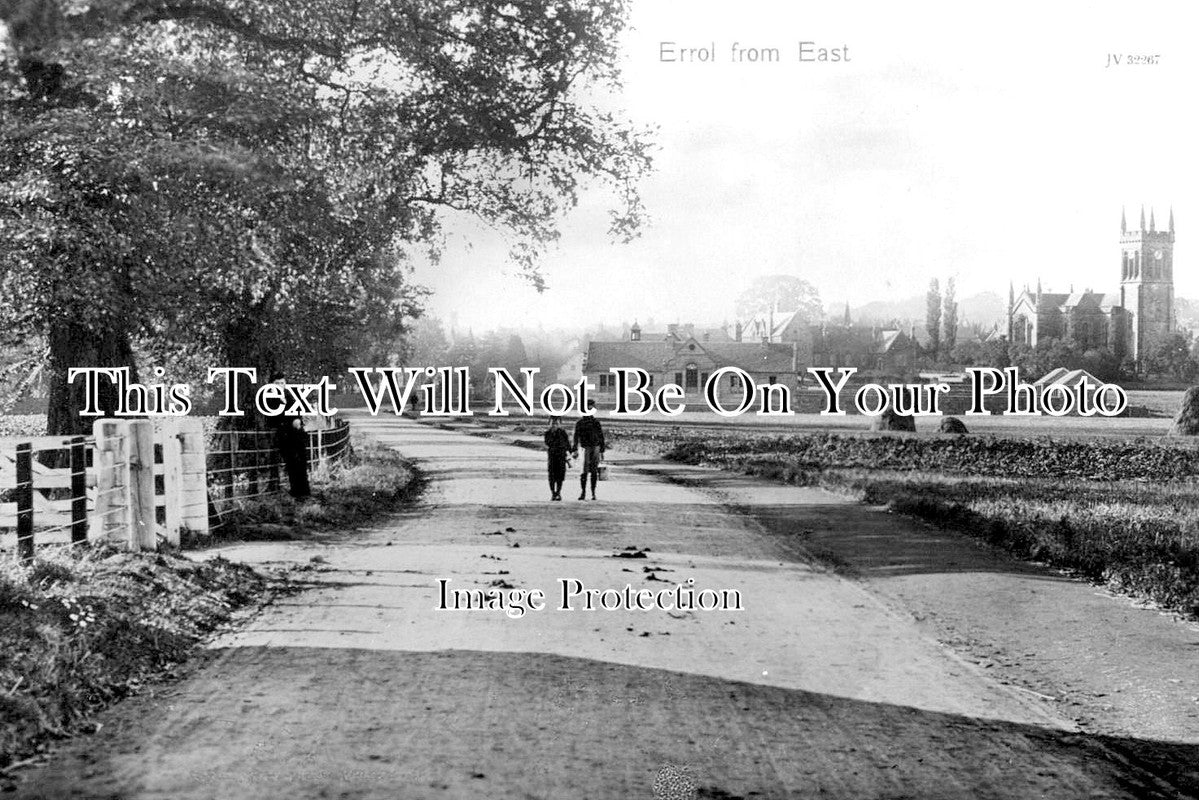 SC 4227 - Errol From East, Perthshire, Scotland