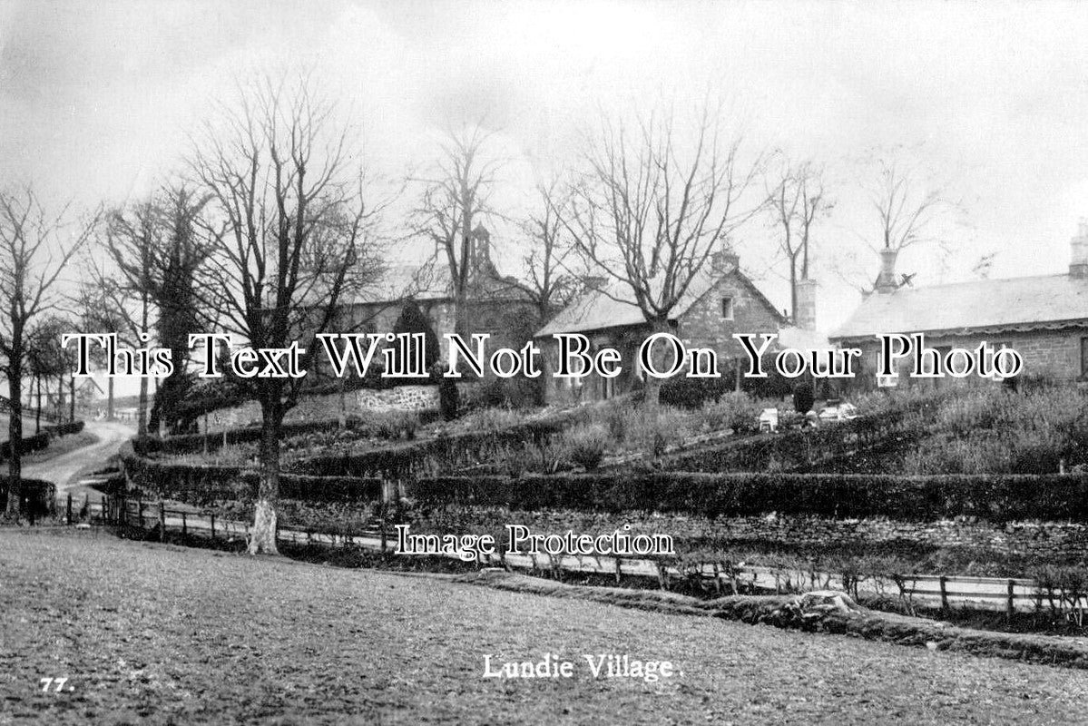 SC 4320 - Lundie Village, Scotland c1932