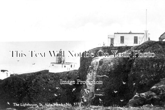 SC 4335 - The Lighhouse, St Abbs Head, Scotland c1931