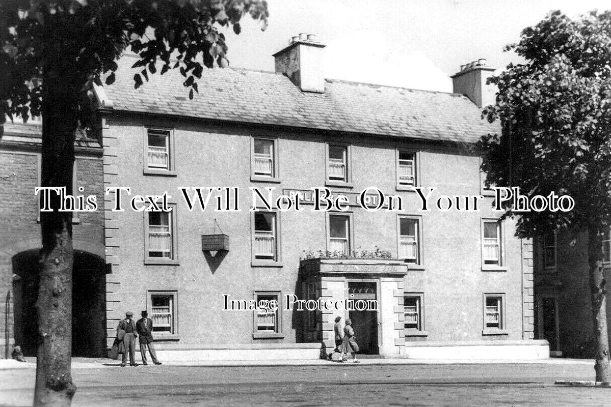 SC 4408 - Balmoral Hotel, Moffat, Dumfries, Scotland c1940