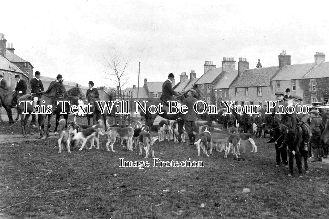 SC 4409 - Hunt Meet At Yetholm, Scotland