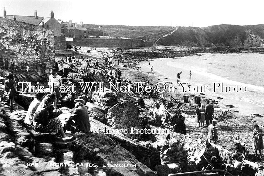 SC 484 - North Sands, Eyemouth, Scotland