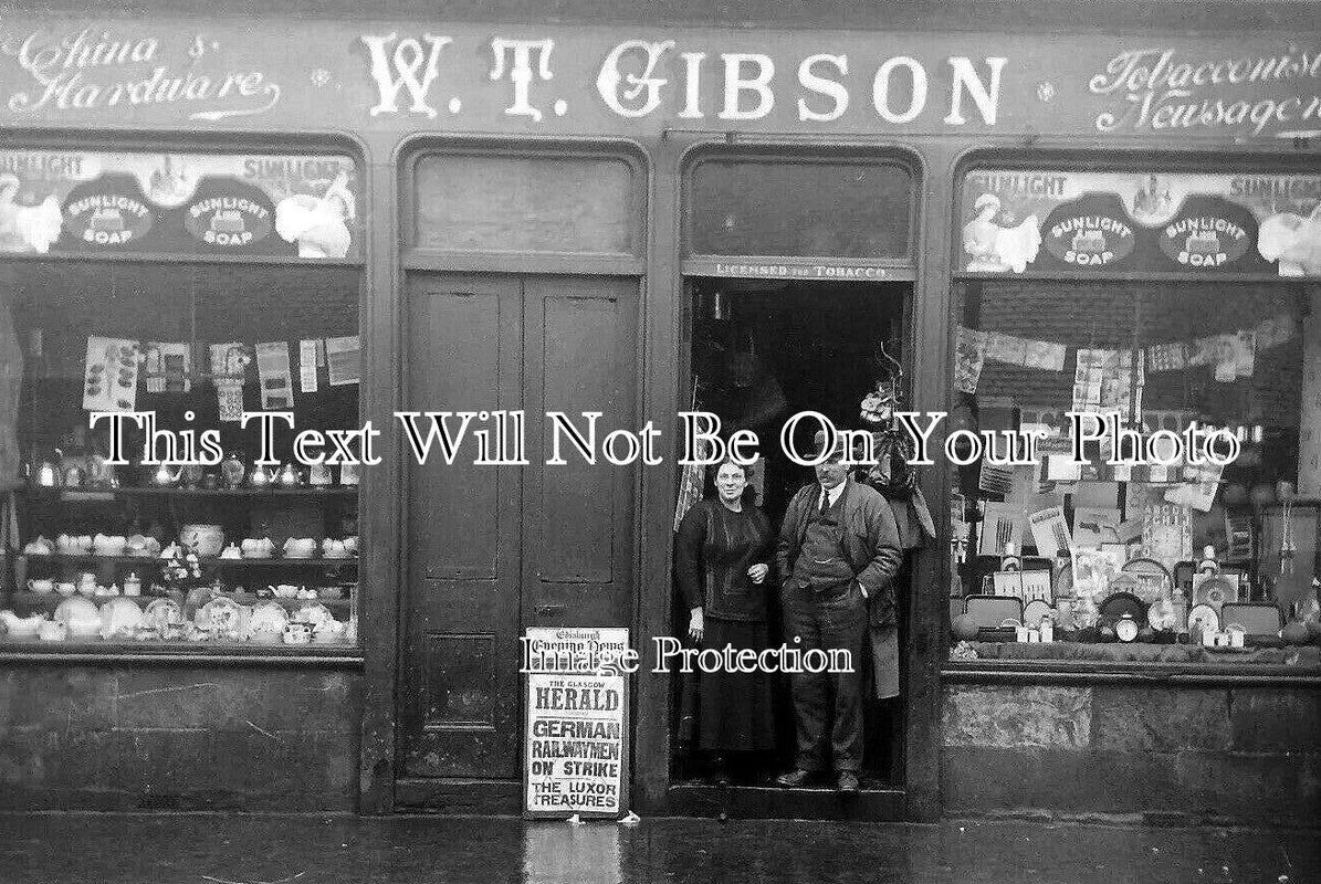 SC 658 - W T Gibson Shopfront, Falkirk, Scotland c1920
