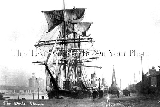 SC 826 - The Docks, Dundee, Scotland