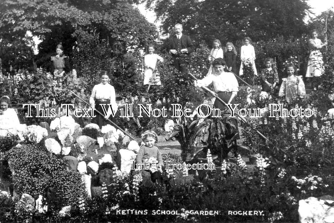 SC 971 - Kettins School Garden Rockery, Coupar, Angus, Scotland