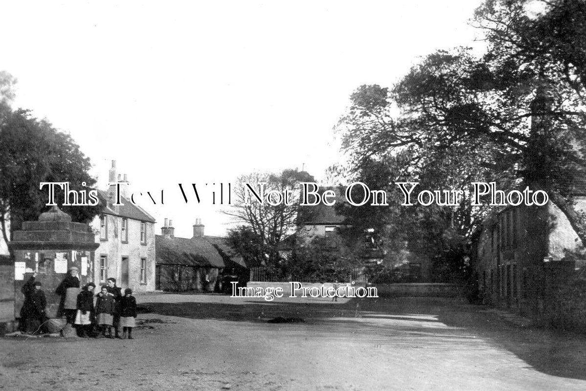 SC 972 - The Square, Kingsbarns, Fife, Scotland