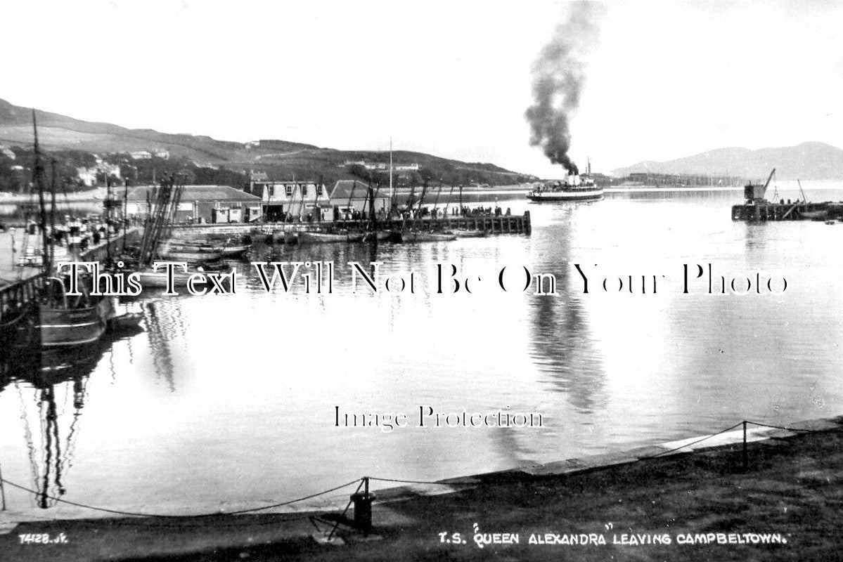 SC 978 - TS Queen Alexandra Leaving Campbeltown, Scotland c1926