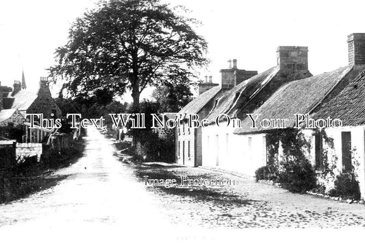 SC 982 - Maryburgh Village, Dingwall, Easter Ross, Scotland c1909