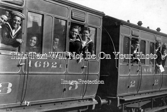 SF 1043 - HMS Ganges Boys On LNER Train, Ipswich Railway Station, Suffolk