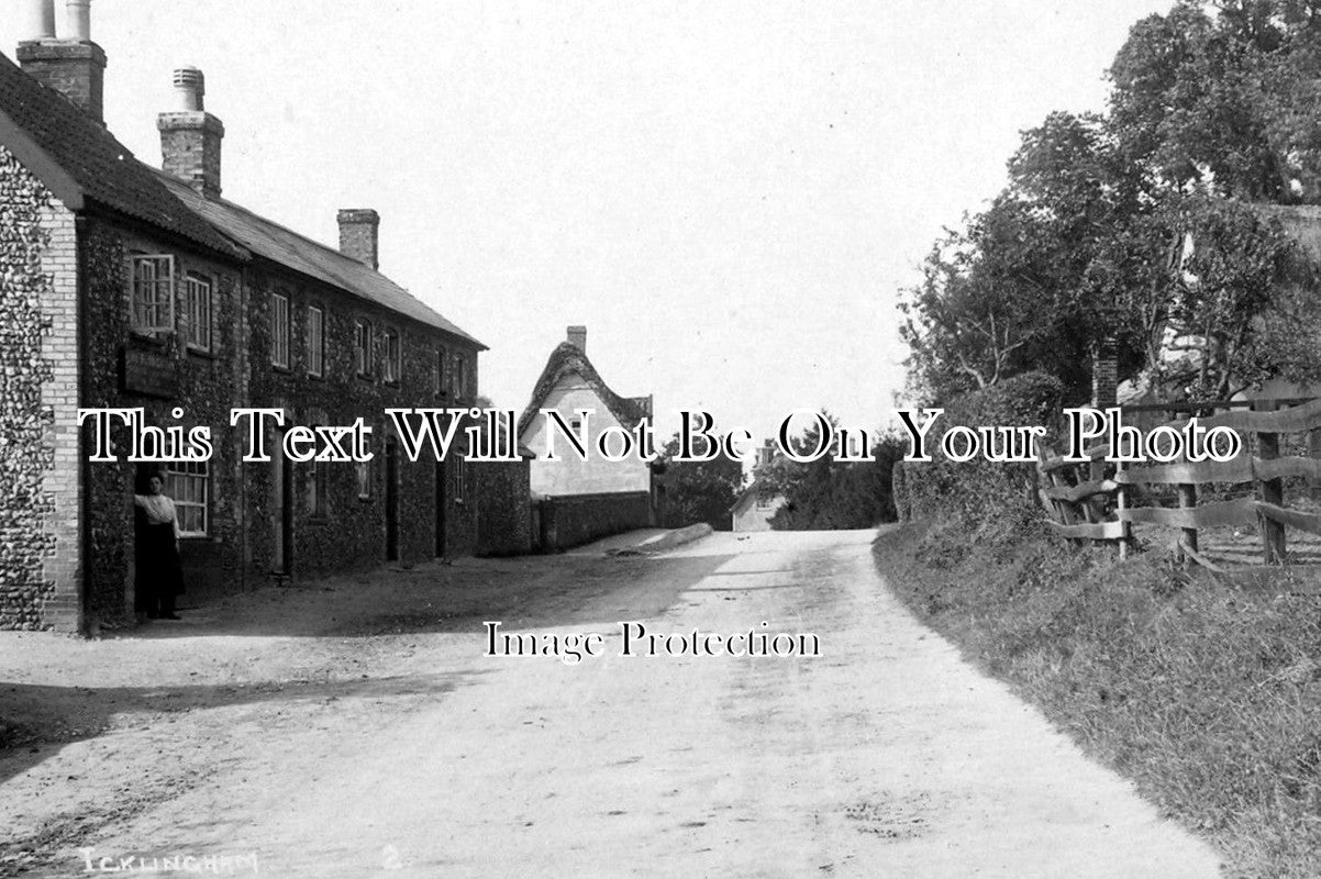 SF 1091 - The Plough Inn, Icklingham, Suffolk c1930