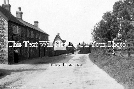 SF 1091 - The Plough Inn, Icklingham, Suffolk c1930