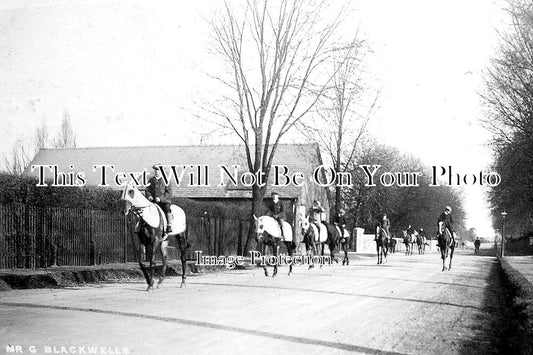 SF 1302 - Walking The Horses At Newmarket, Suffolk c1908