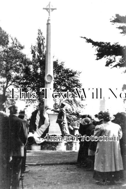 SF 1334 - Beccles War Memorial Cross Unveiling, Suffolk