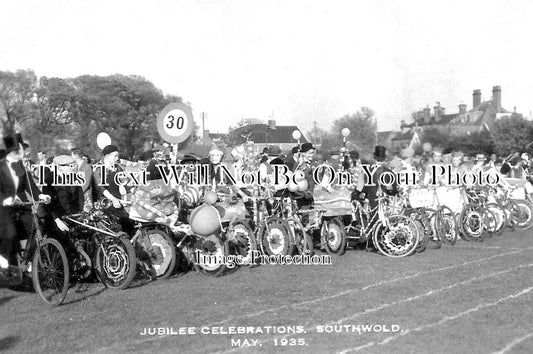 SF 1374 - Jubilee Celebrations At Southwold, Suffolk 1935