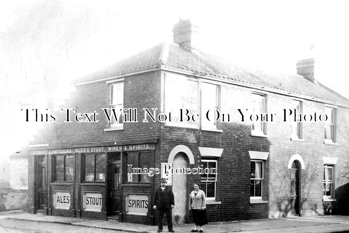 SF 1459 - The Albion Public House, Lowestoft, Suffolk