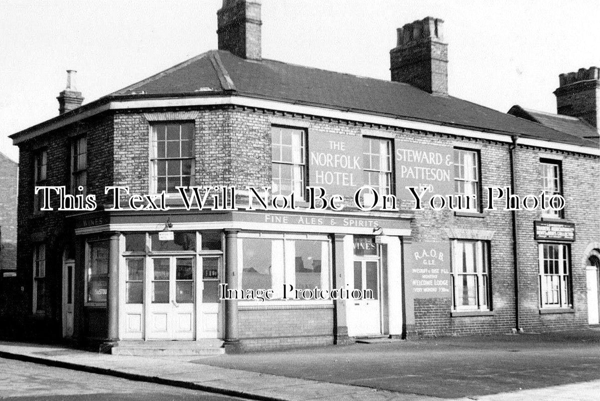 SF 160 - Norfolk Hotel Pub, Denmark Road, Lowestoft, Suffolk