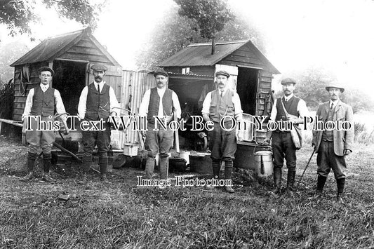 SF 1646 - Farm Labourers, Leiston, Suffolk