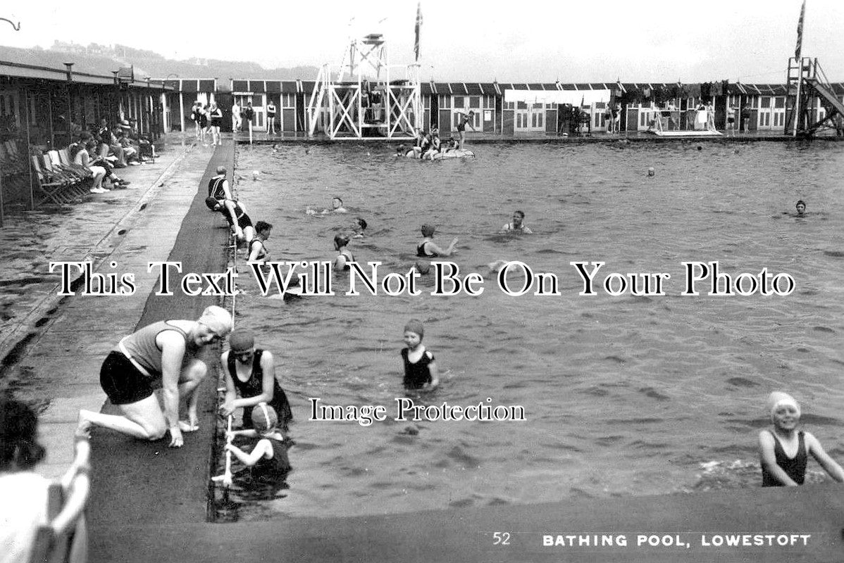 SF 1672 - The Bathing Pool, Lowestoft, Suffolk