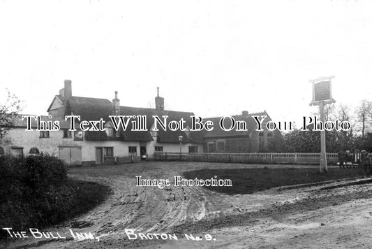 SF 1767 - The Bull Inn, Bacton, Suffolk c1915