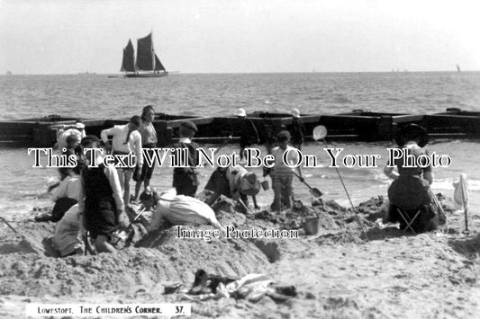 SF 177 - The Childrens Corner, Lowestoft, Suffolk c1912