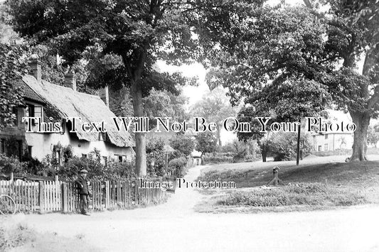 SF 1851 - The Green, Risby, Bury St Edmunds, Suffolk c1927