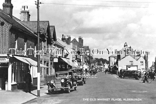 SF 1865 - The Old Market Place, Aldeburgh, Suffolk