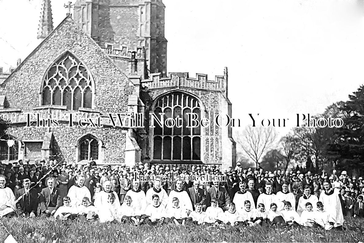 SF 1892 - Lavenham Church Clergy & Crowd, Suffolk