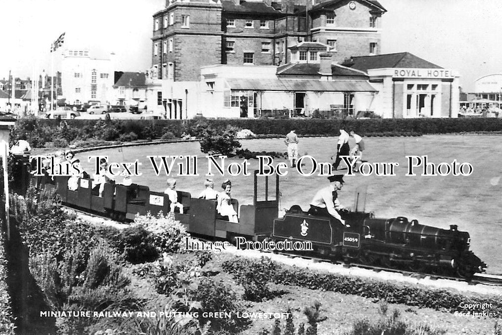 SF 1898 - Lowestoft Miniature Railway & Putting Green, Suffolk