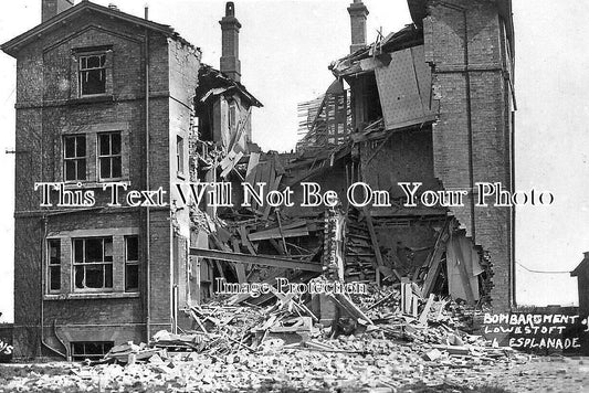 SF 2375 - Bombardment Of Lowestoft, Suffolk WW1 1916