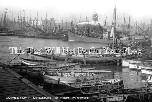 SF 2382 - Lifeboat & Fish Market, Lowestoft, Suffolk