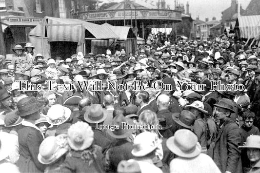 SF 2402 - Southwold Fun Fair Merry Go Round, Suffolk c1917