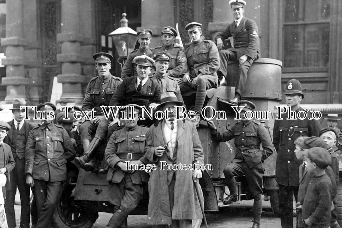 SF 241 - Tank On Tour At Ipswich Town Hall, Suffolk