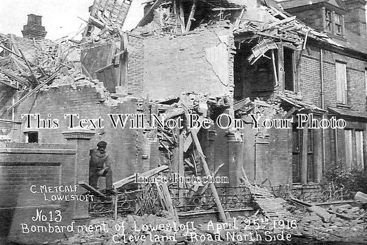 SF 2436 - WW1 Bombardment Of Lowestoft, Cleveland Road, Suffolk 1916