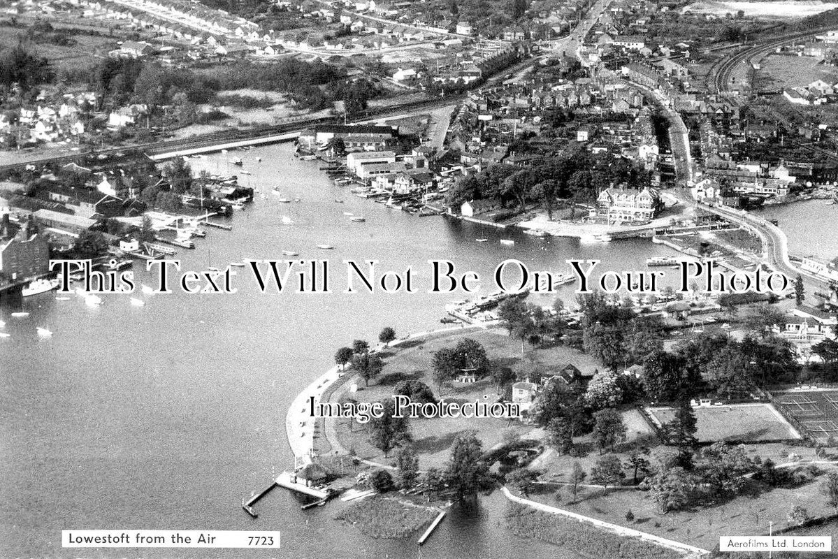 SF 2585 - Aerial View Of Lowestoft, Suffolk