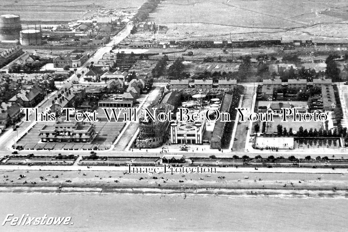 SF 2592 - Aerial View Of Felixstowe, Suffolk