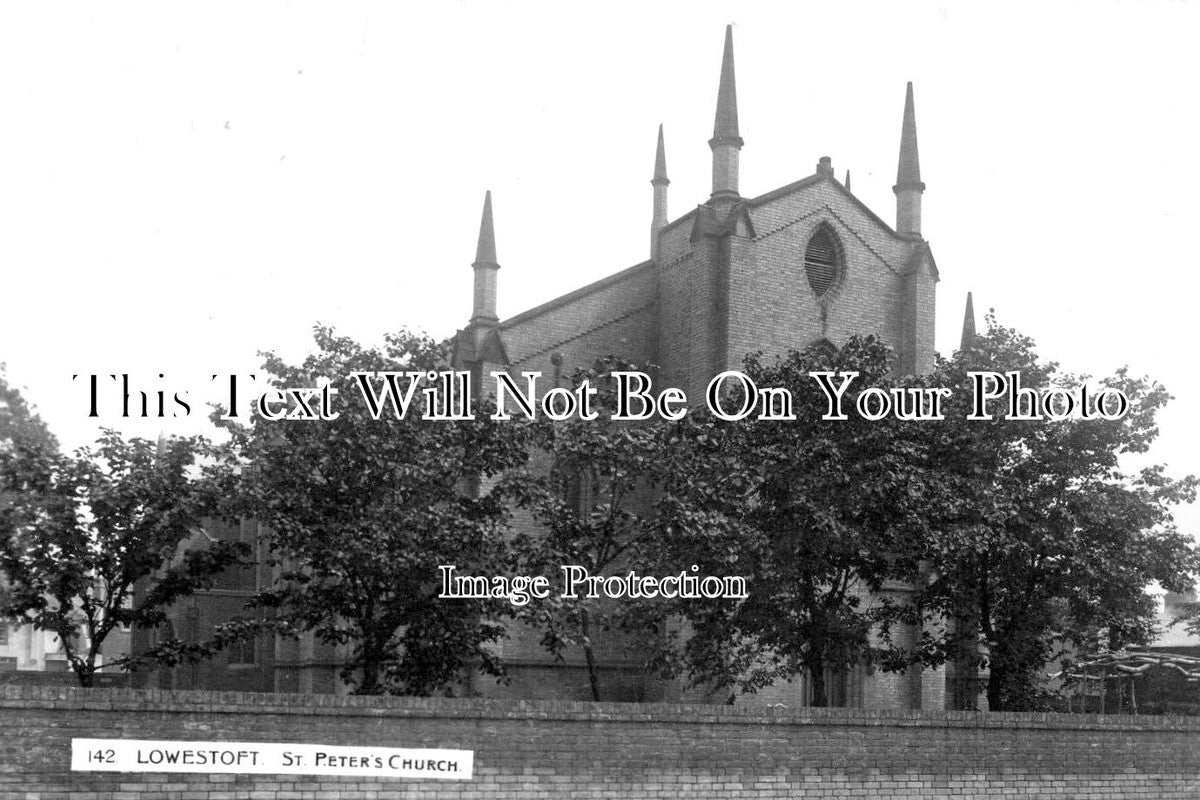 SF 2621 - St Peters Church, Lowestoft, Suffolk