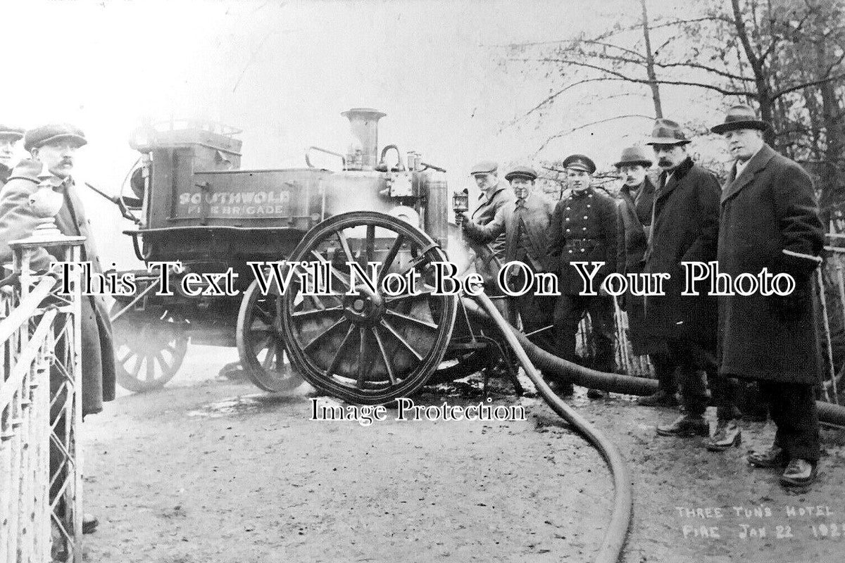 SF 2636 - Three Tuns Hotel Fire, Southwold, Suffolk 1925