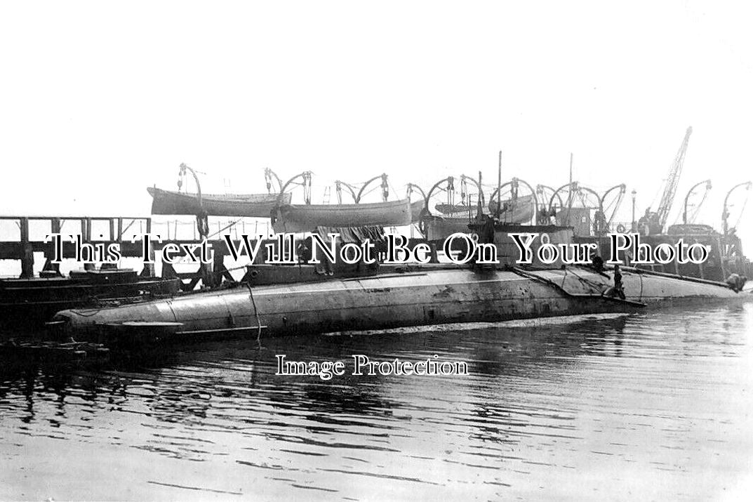 SF 2644 - Submarine & Shotley Pier, Ipswich, Suffolk