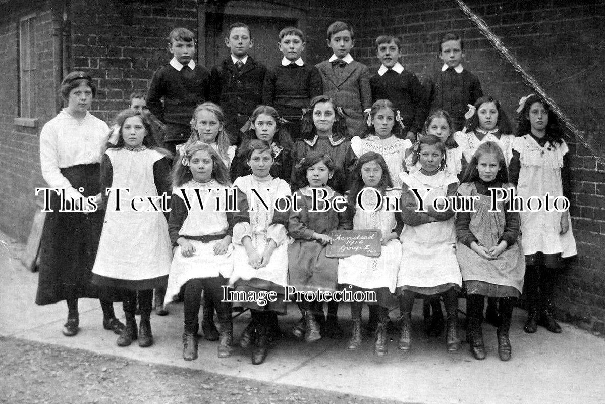 SF 2836 - Henstead School Group, Suffolk 1916
