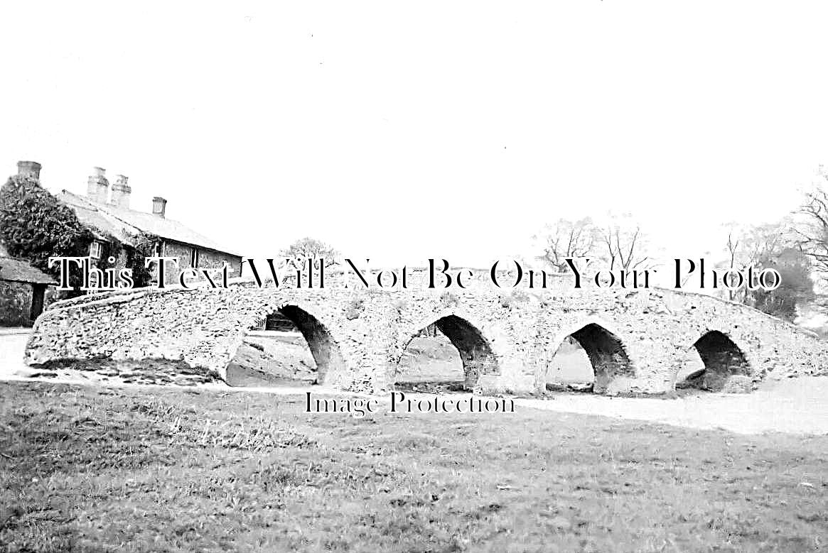 SF 2843 - The Moulton Packhorse Bridge, Suffolk