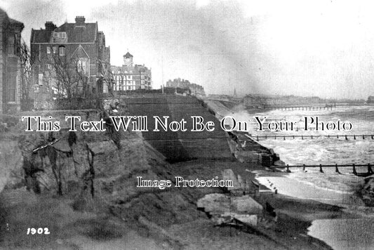 SF 2914 - Cliff Erosion, Lowestoft, Suffolk c1912