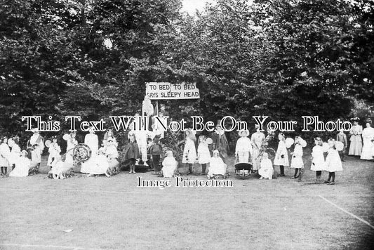 SF 2960 - Beccles School Fete Fancy Dress, Suffolk c1908