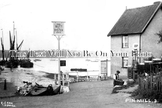 SF 2983 - The Butt & Oyster Inn, Pin Mill, Suffolk c1937