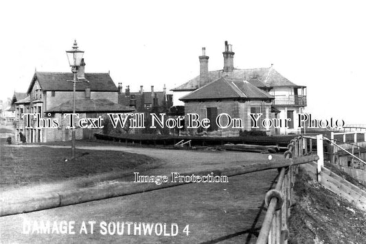 SF 2998 - Storm Damage At Southwold, Suffolk 1909