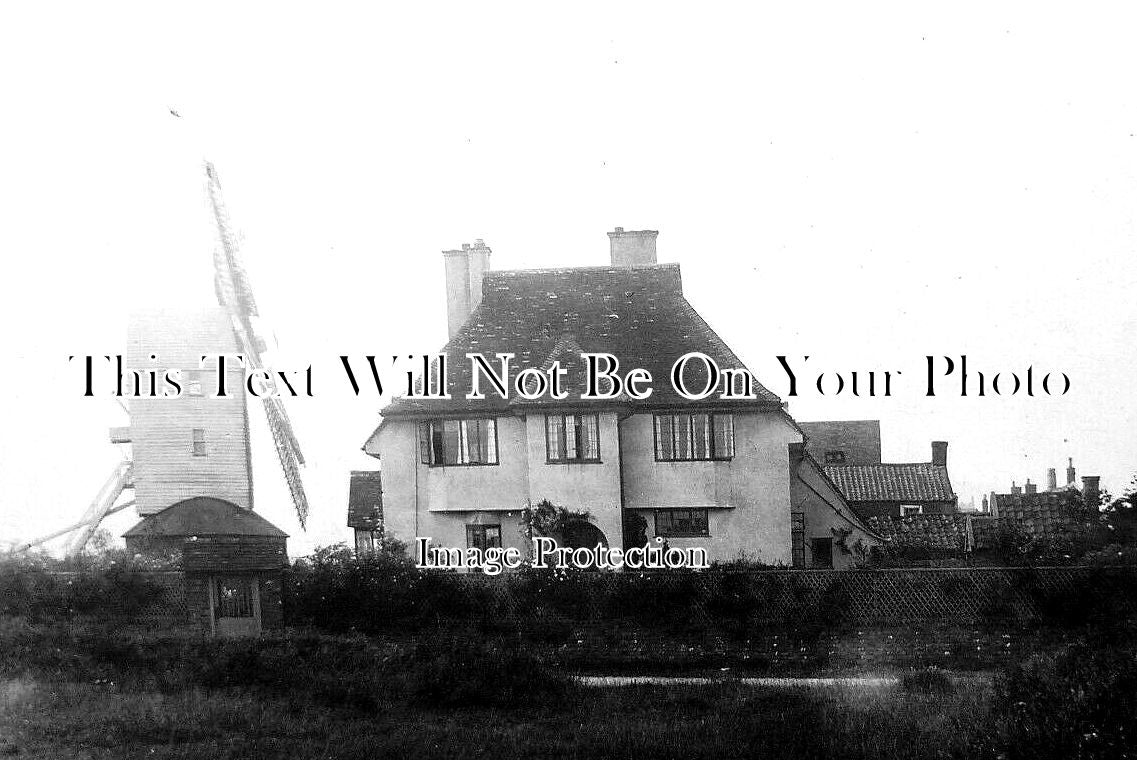 SF 3011 - Wayside Cottage & Mill, Walberswick Windmill, Suffolk