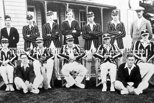 SF 3052 - Woodbridge 1st XI Cricket Team, Suffolk c1932