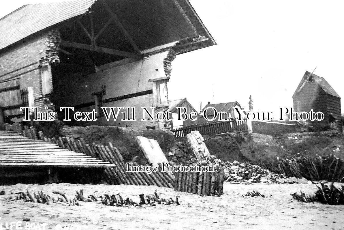 SF 3082 - Lifeboat Shed Storm Damage, Kessingland, Lowestoft, Suffolk